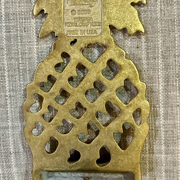 Virginia Metalcrafters Solid Brass Williamsburg Pineapple Bookends - Picture 3 of 3